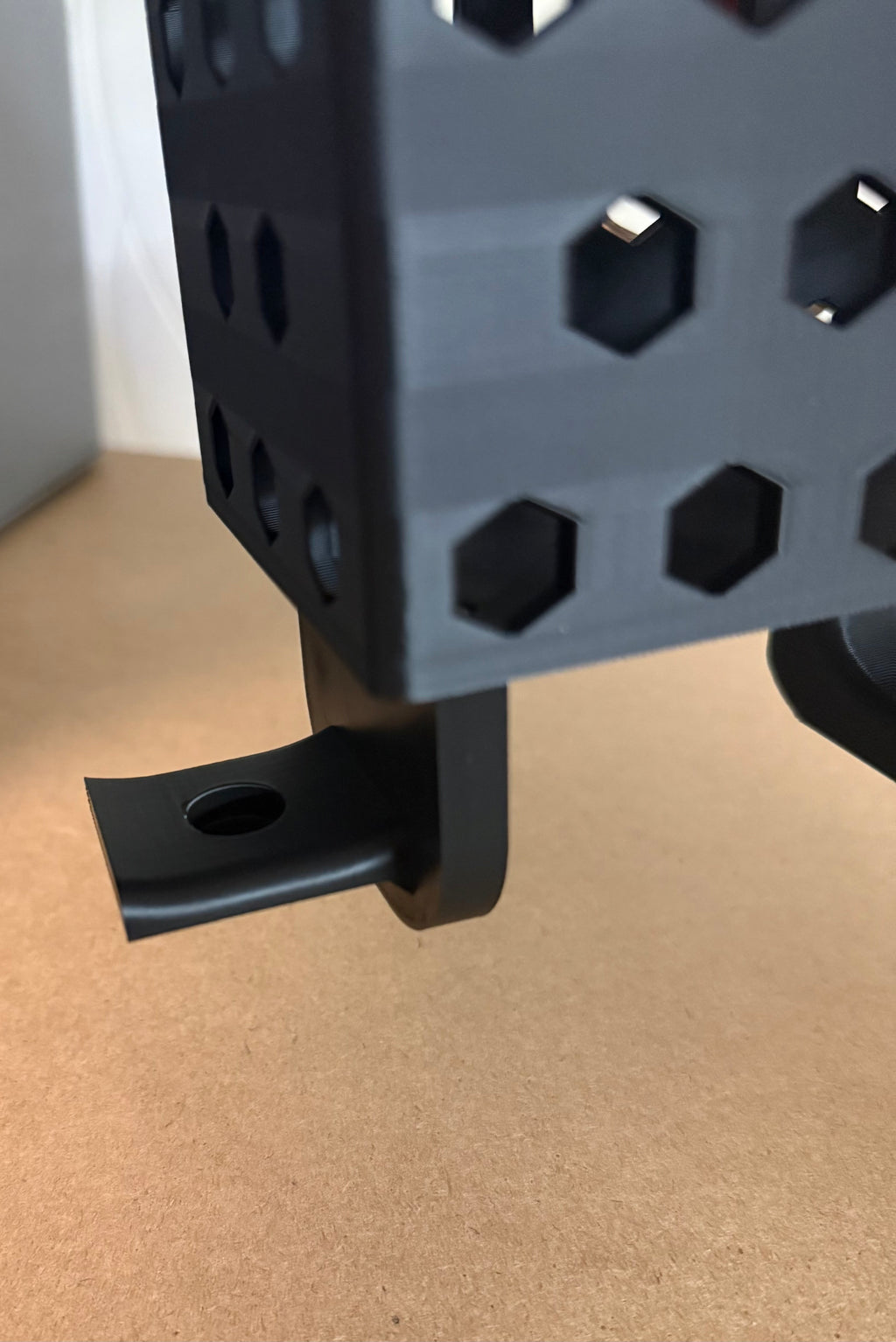 Magnetischer Spind Organizer – Ablage für Metallflächen ohne Bohren | Gefertigt in Deutschland